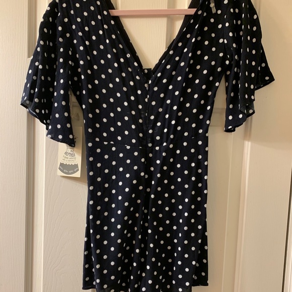 Key hole romper - Picture 2 of 4